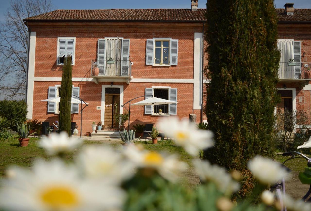 Bed and Breakfast Bed & Tours Dimora Di Campagna à Castelnuovo Belbo Extérieur photo